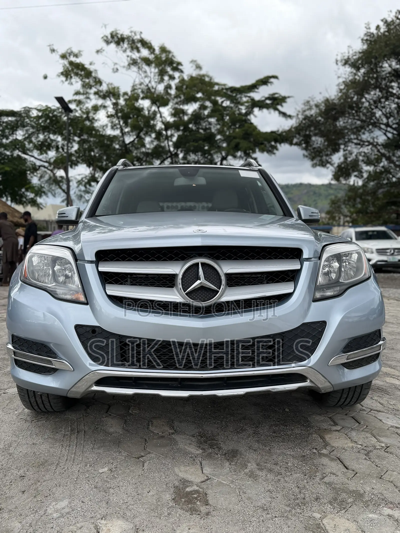 Mercedes-Benz GLK-Class 350 2014 Blue