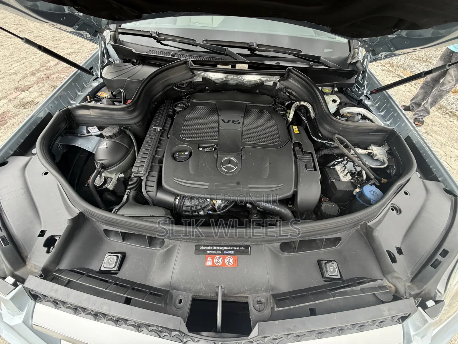Mercedes-Benz GLK-Class 350 2014 Blue