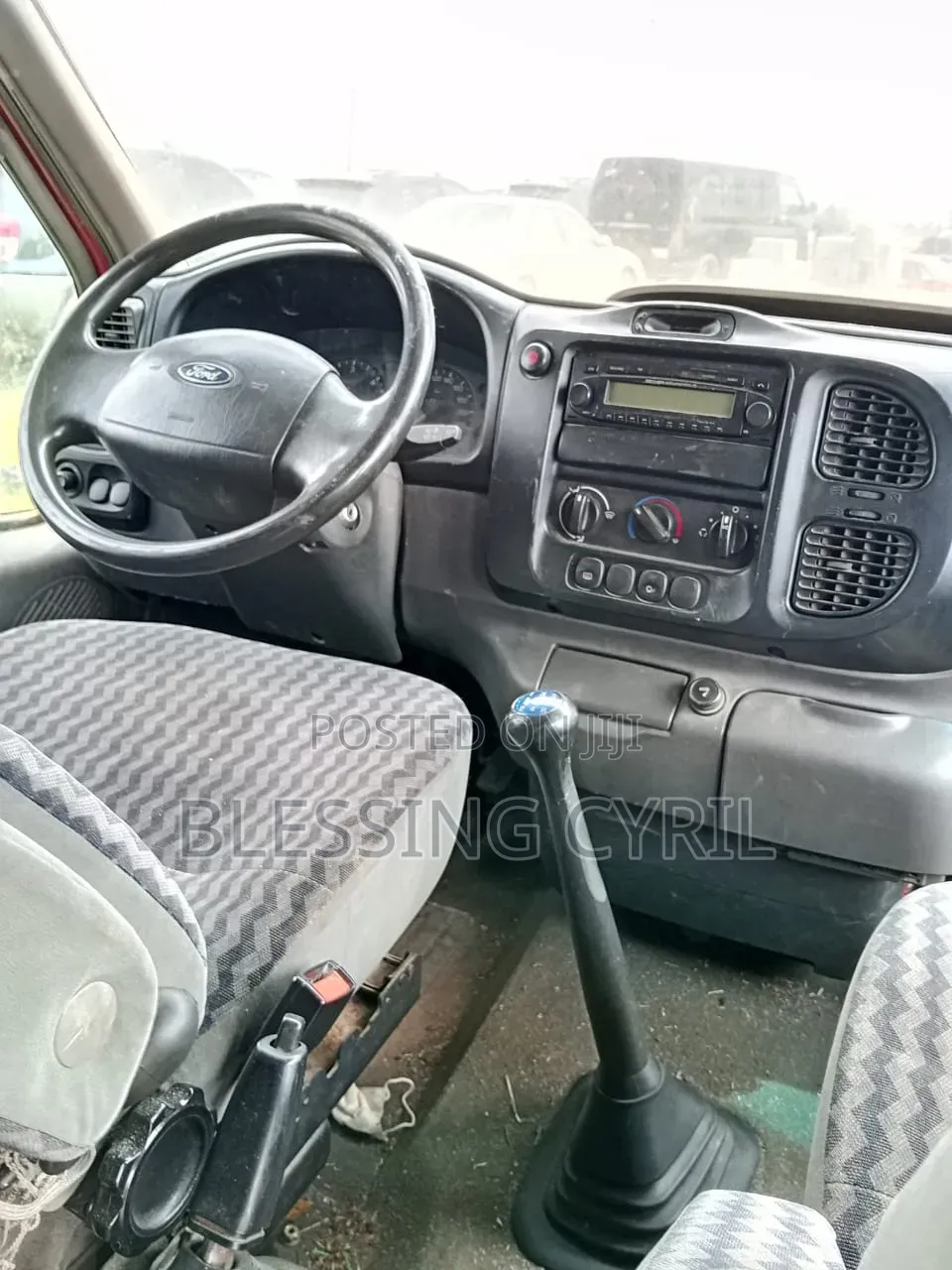 Ford Tourneo 2005 Red