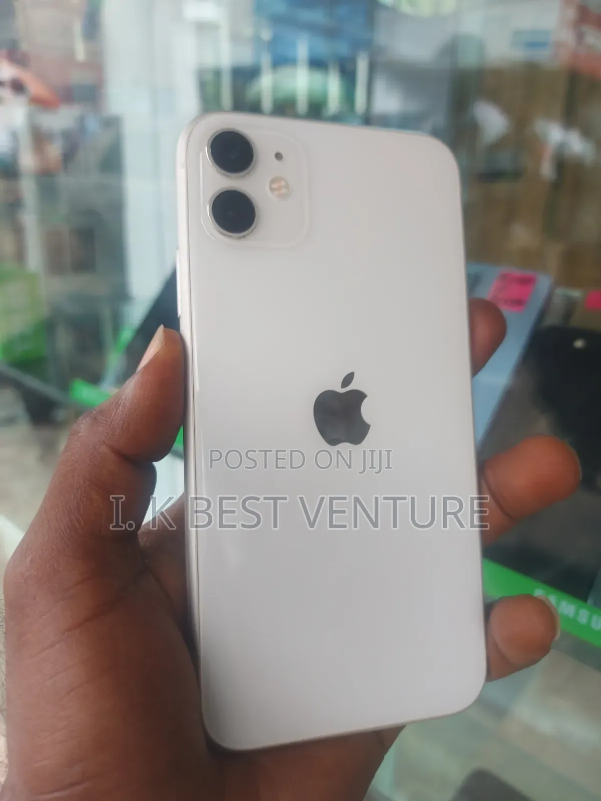 Apple iPhone 11 64 GB White
