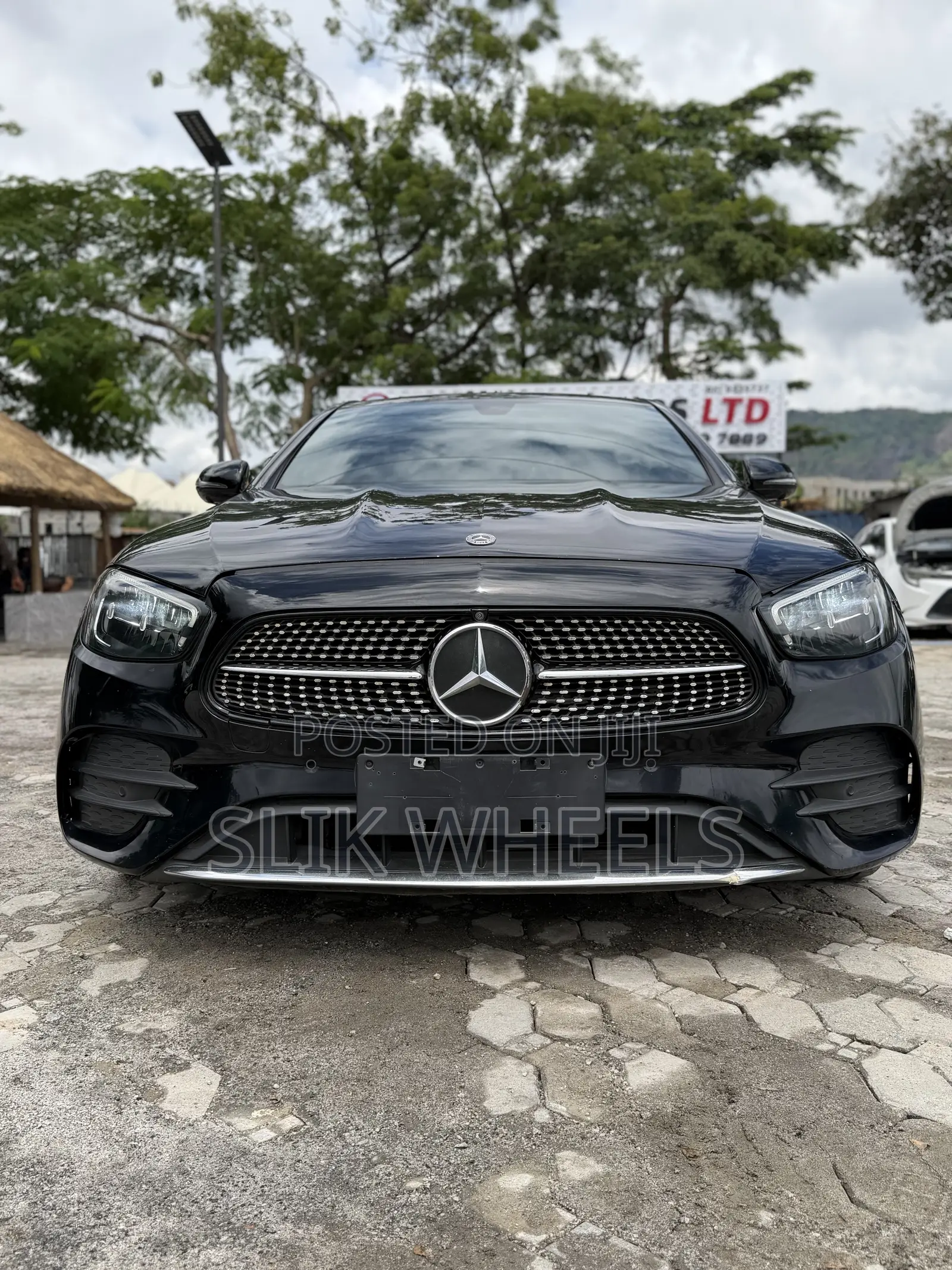 Mercedes-Benz E350 2021 Black