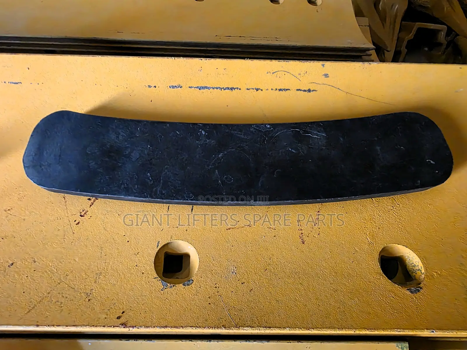 352-1002 Drawbar Wear Strip