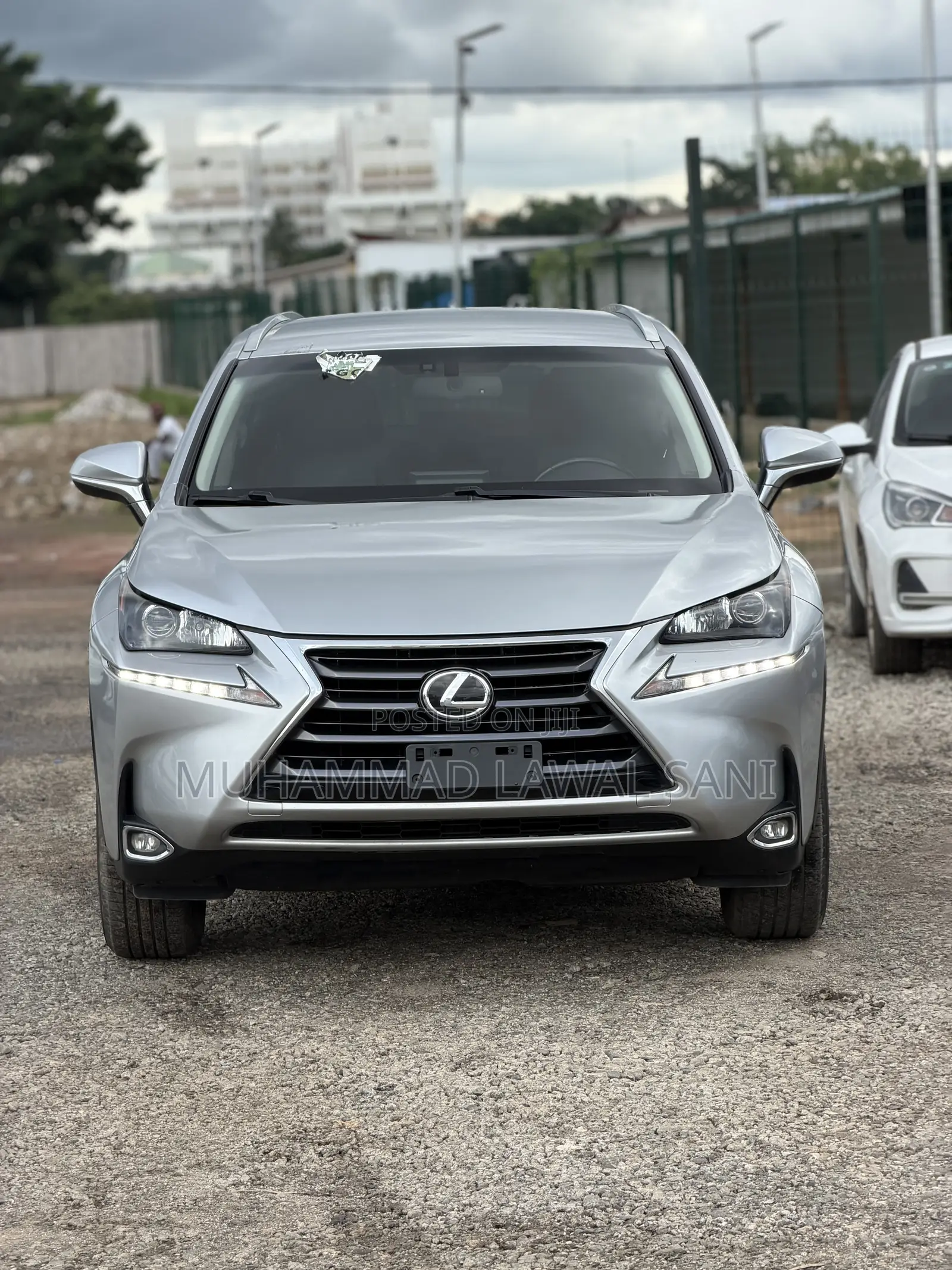 Lexus NX 2015 Silver