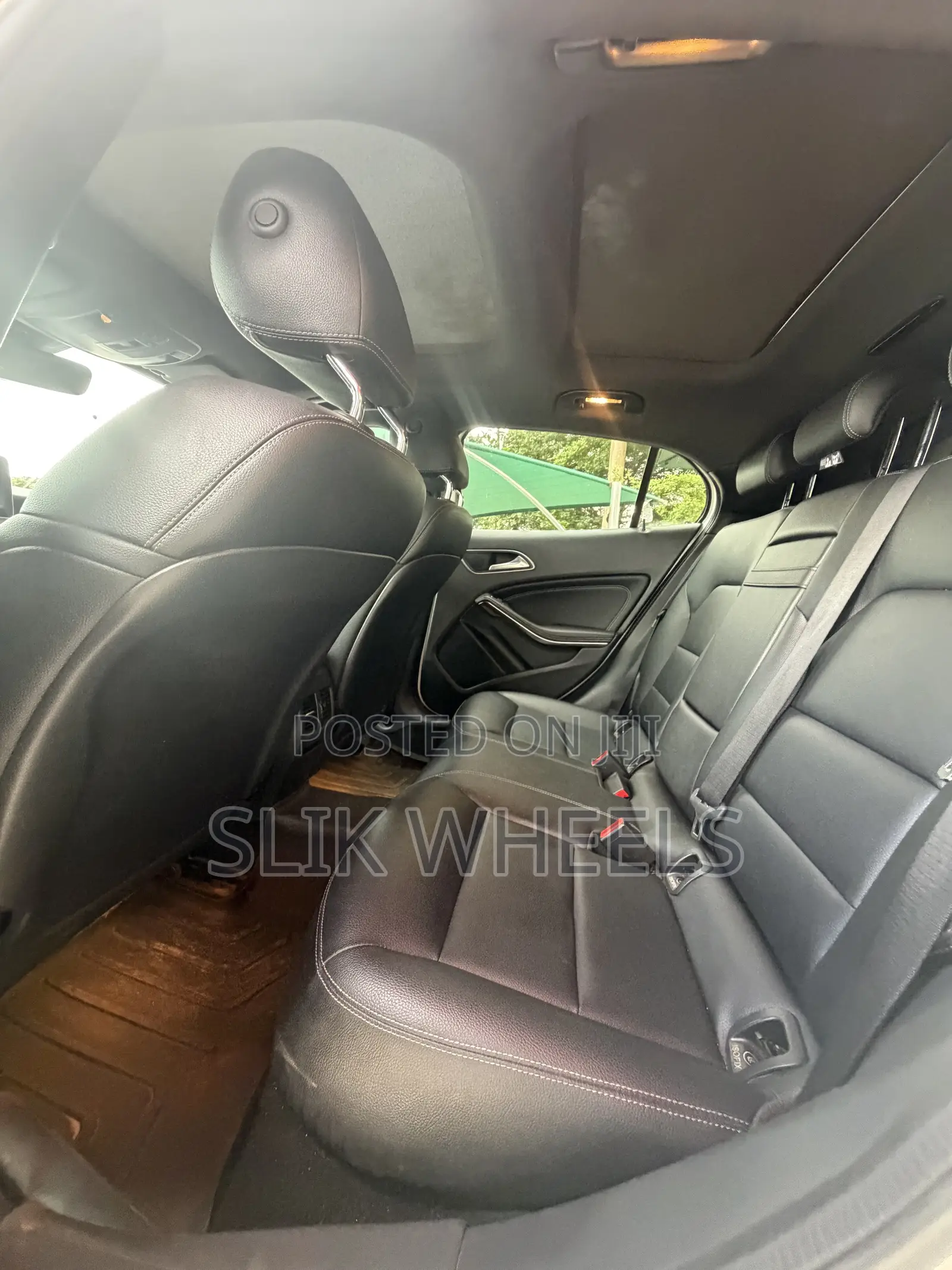 Mercedes-Benz GLA 250 2021 White
