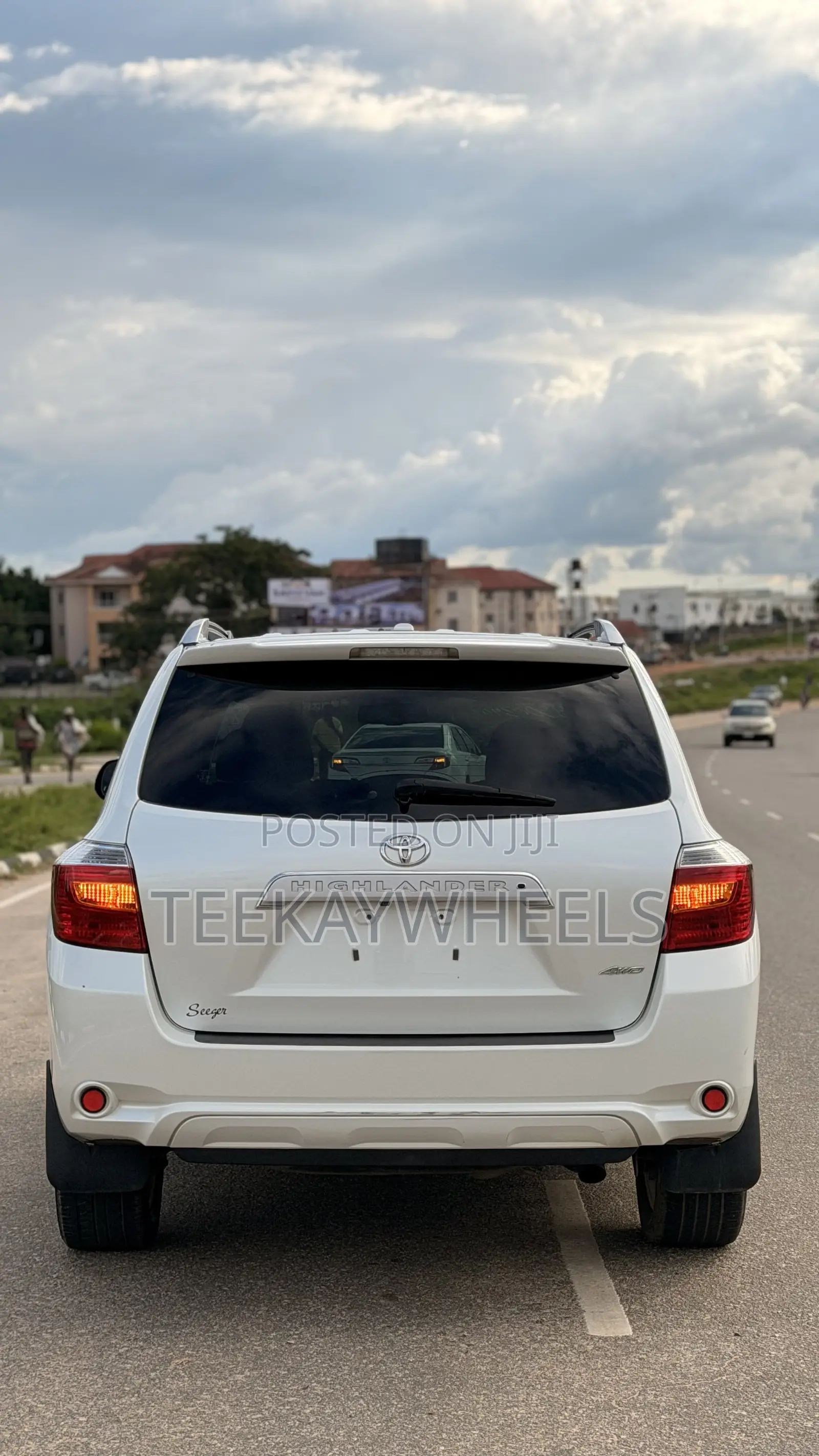 Toyota Highlander Limited 2011 White