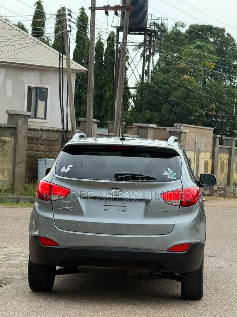 Hyundai Tucson 2014 Silver