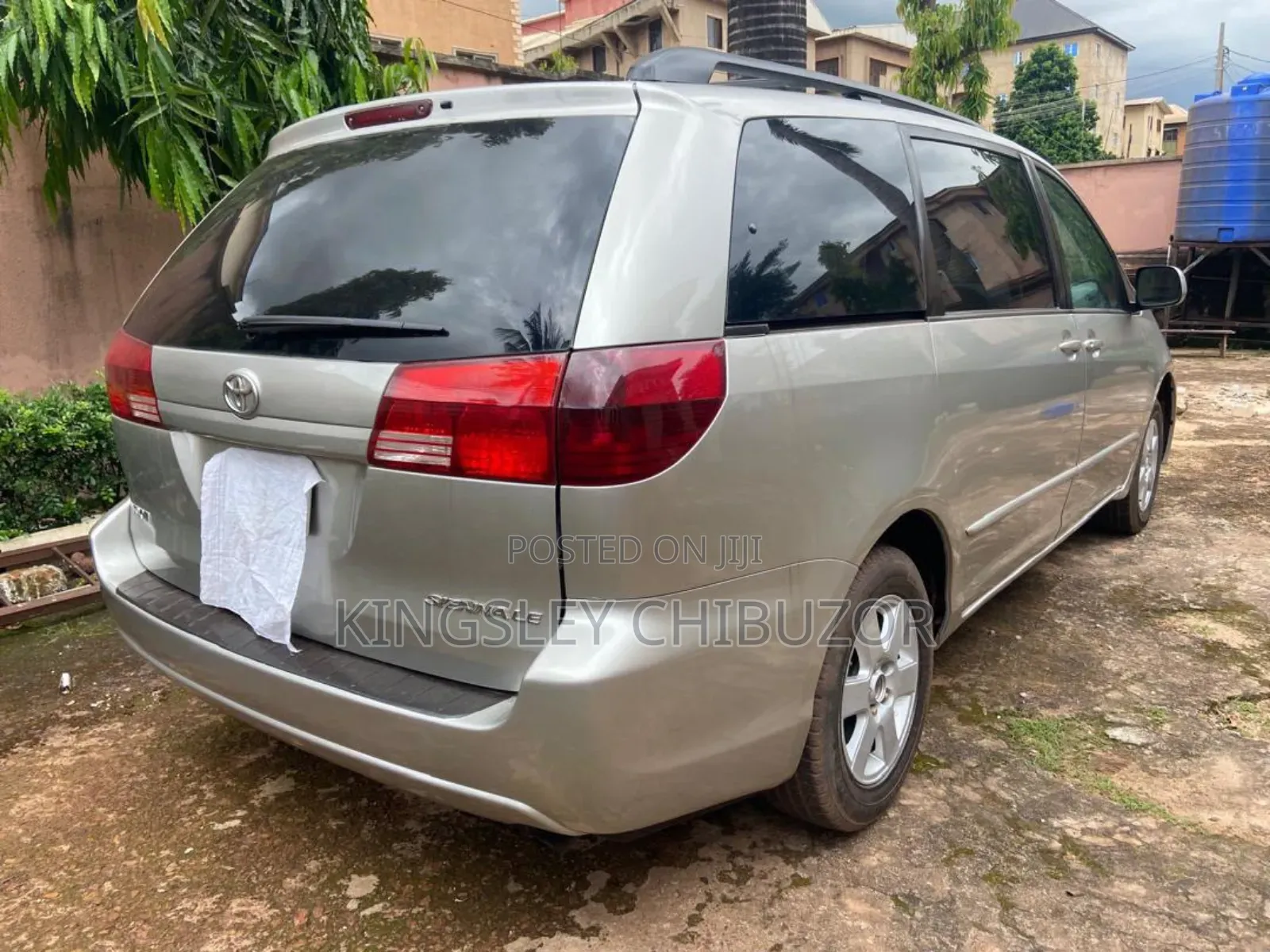 Toyota Sienna 2005 Silver