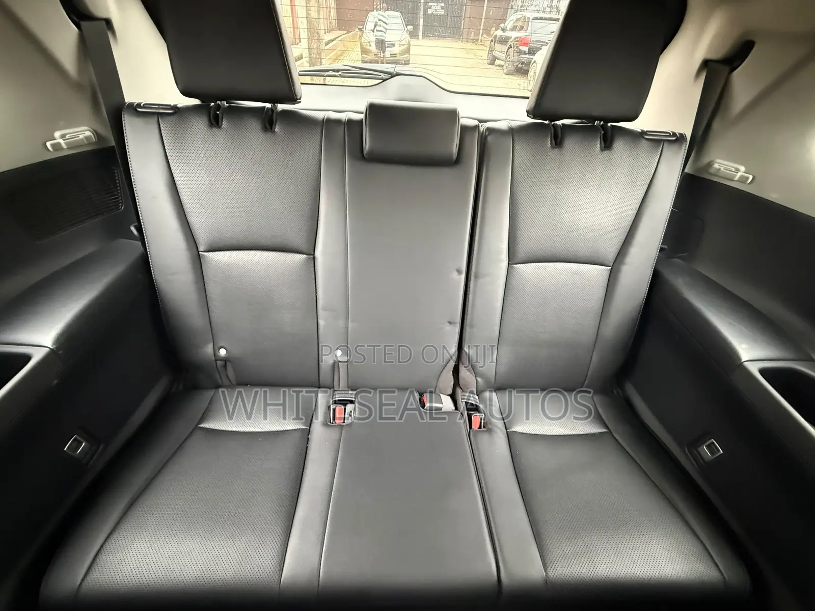 Toyota Highlander Platinum AWD 2024 Black