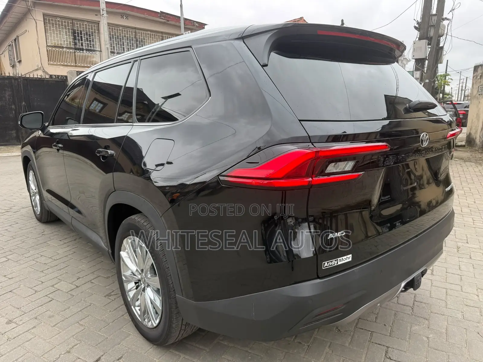 Toyota Highlander Platinum AWD 2024 Black