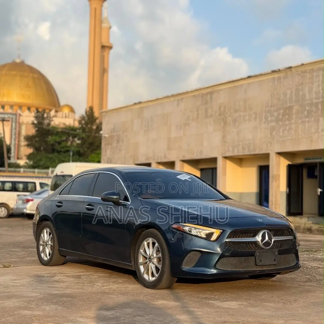 Mercedes-Benz A-Class A 220 4MATIC 2021 Blue