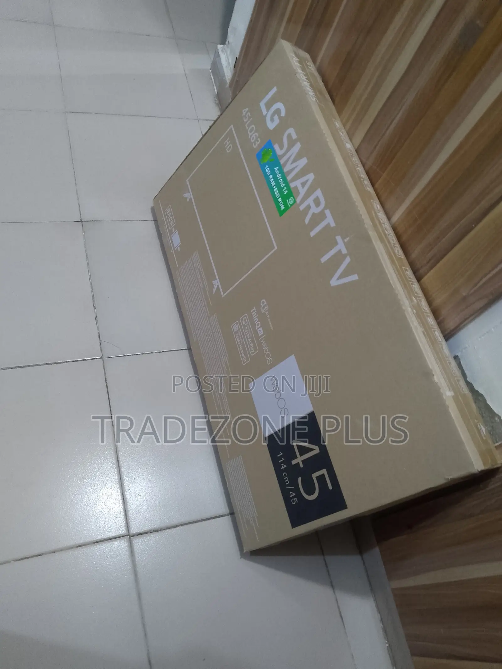 Elegant LG 45" Smart UHD TV for Your Living Room