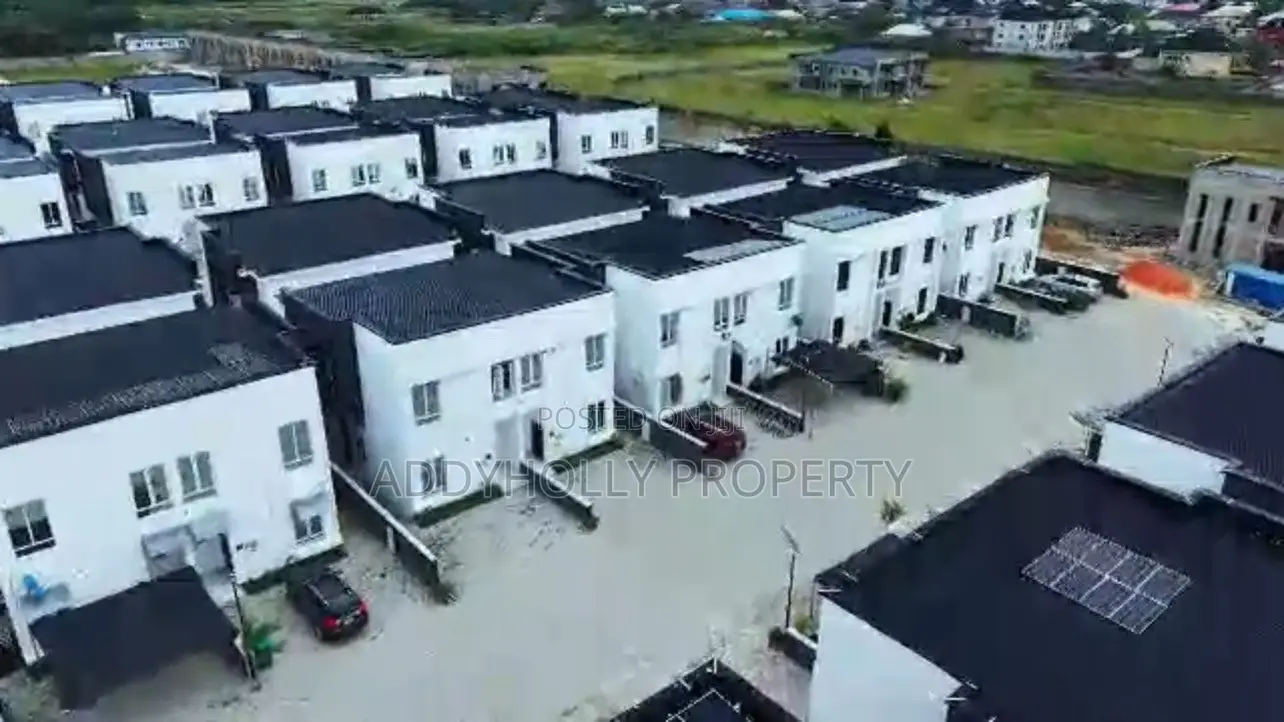 3bdrm Duplex in Eleko for sale