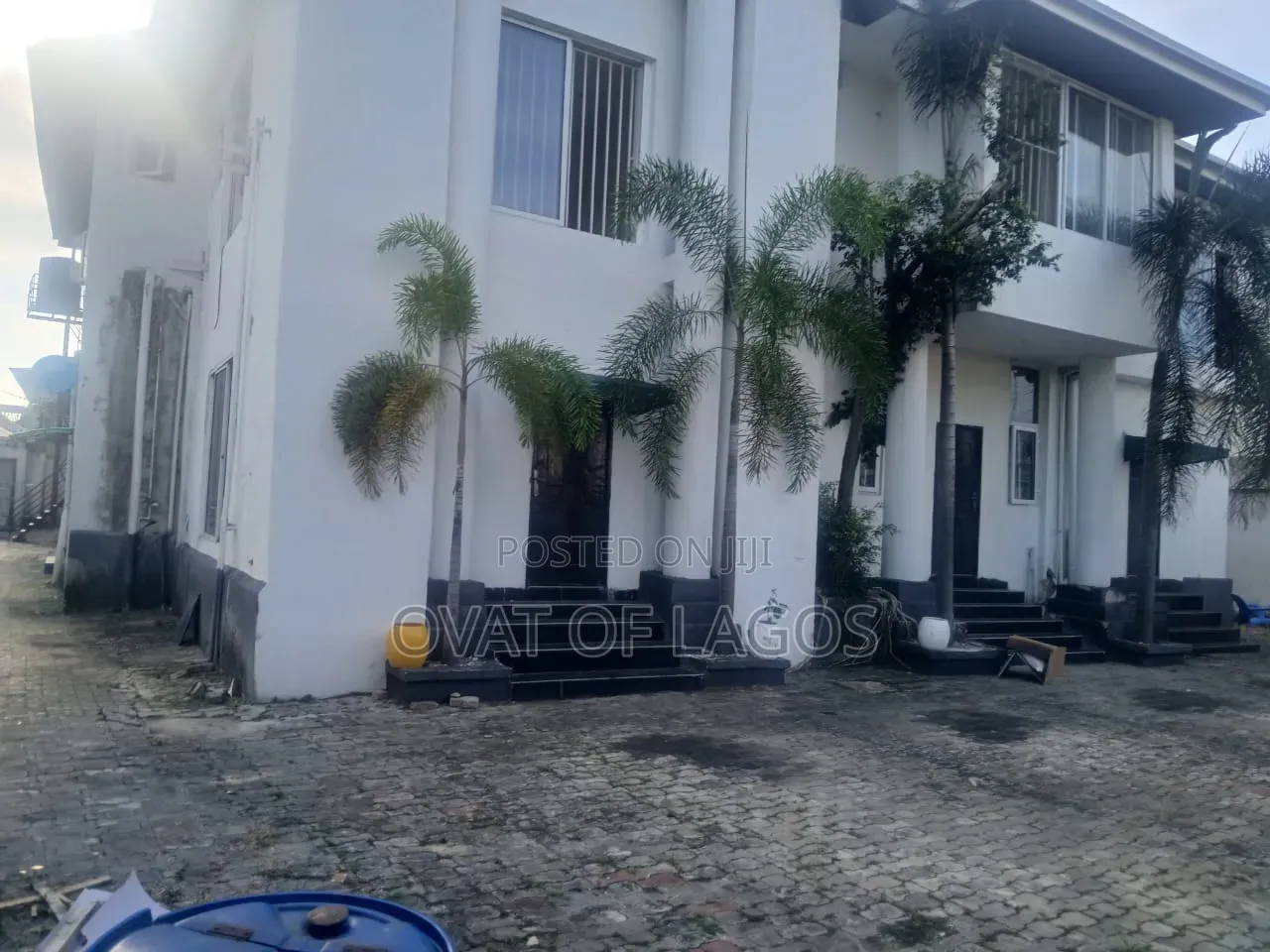 20bdrm Duplex in Lekki Phase 1 for rent