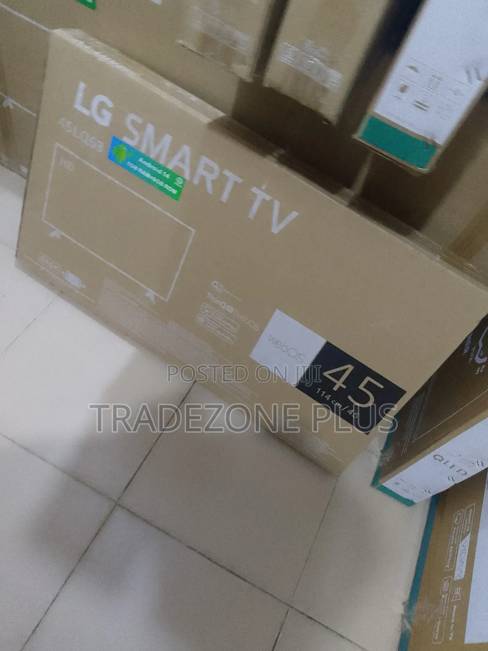 LG 45" UHD Smart TV – Perfect for Movies Streaming