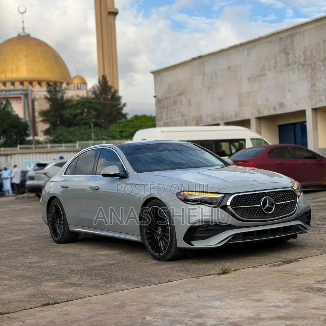Mercedes-Benz E450 2024 Gray