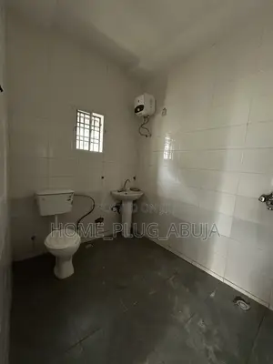 2bdrm Bungalow in Efab Verizon Estate for rent