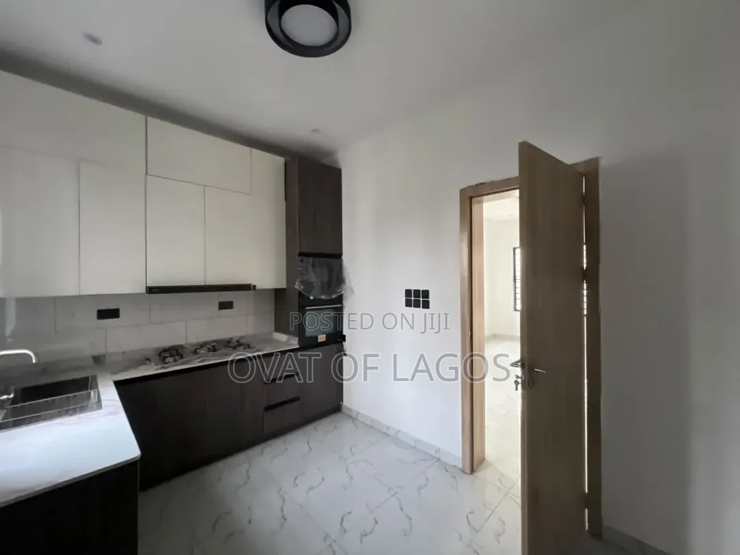 4bdrm Duplex in Orchid, Lekki Expressway for rent