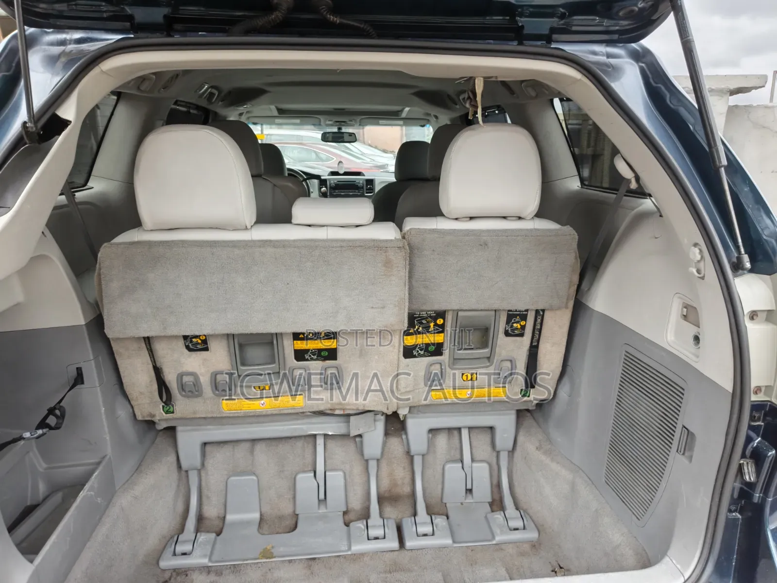 Toyota Sienna XLE 7 Passenger 2011 Blue