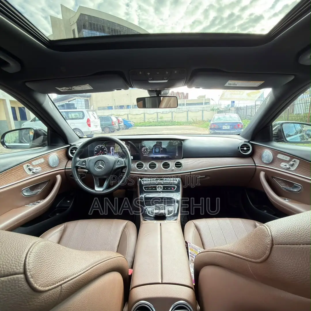 Mercedes-Benz E300 2017 Black