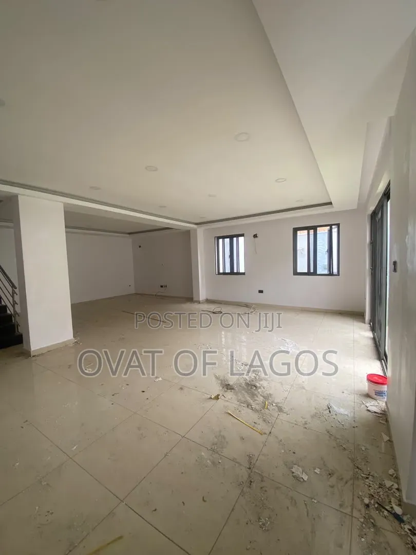 4bdrm Duplex in Abacha Estate for rent