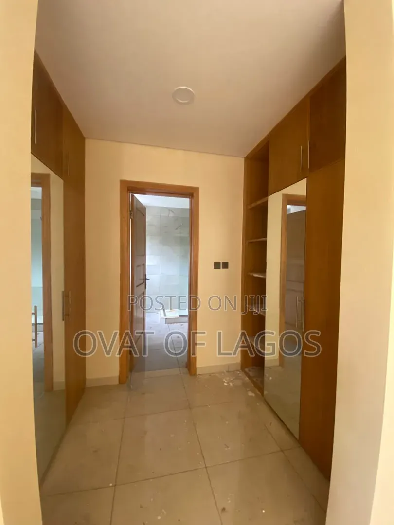 4bdrm Duplex in Abacha Estate for rent