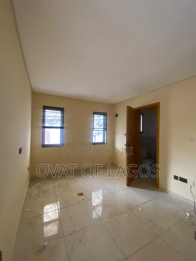 4bdrm Duplex in Abacha Estate for rent