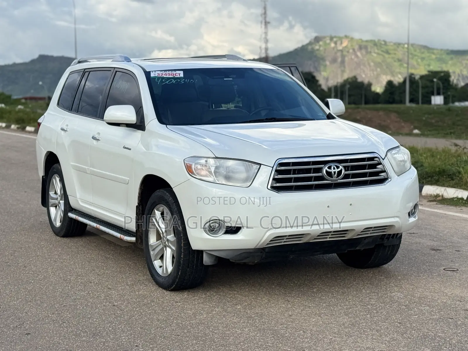 Toyota Highlander Limited 2010 White