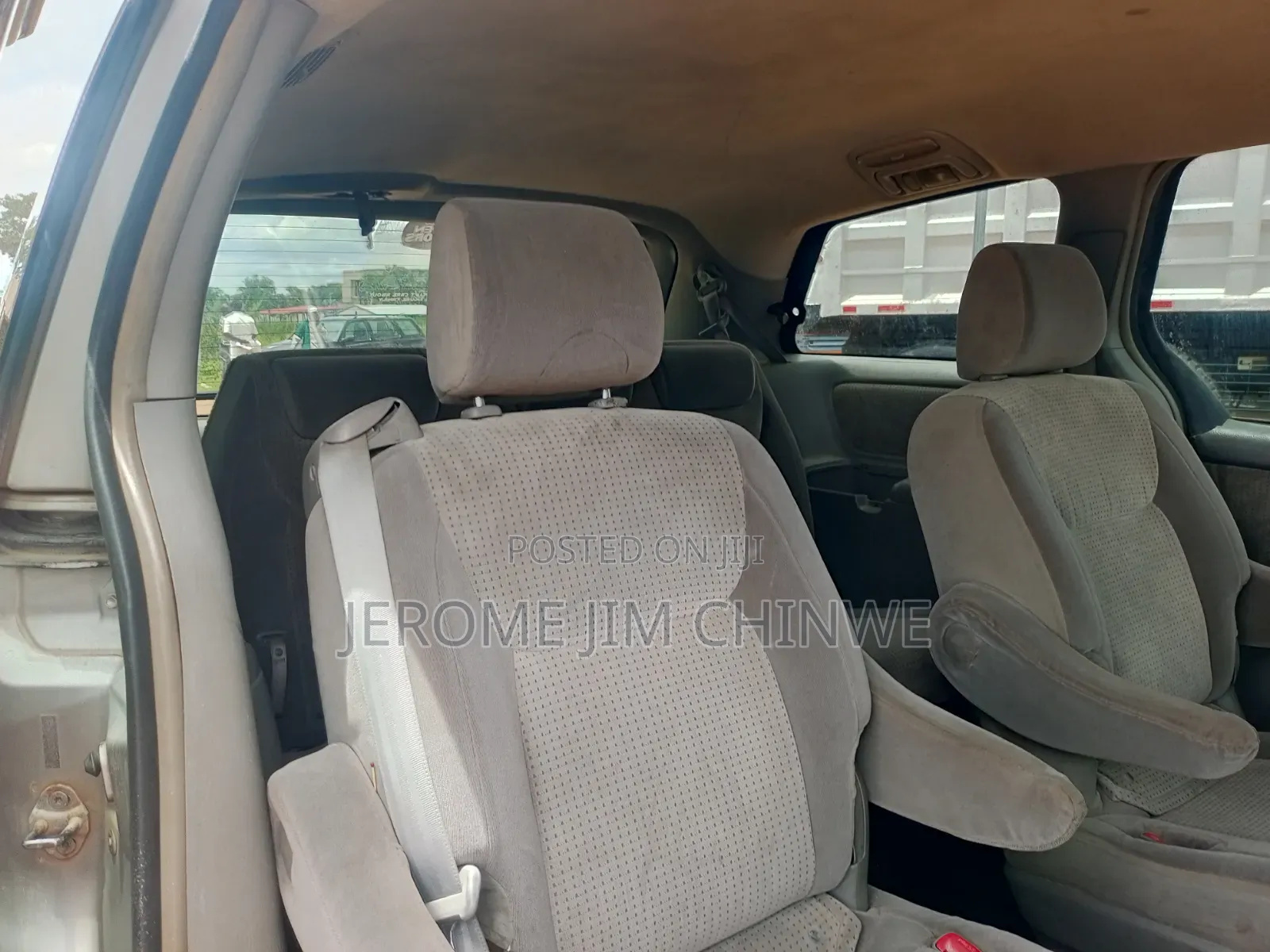Toyota Sienna 2005 Gold