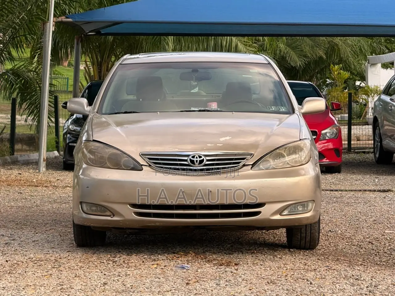 Toyota Camry 2004 Gold