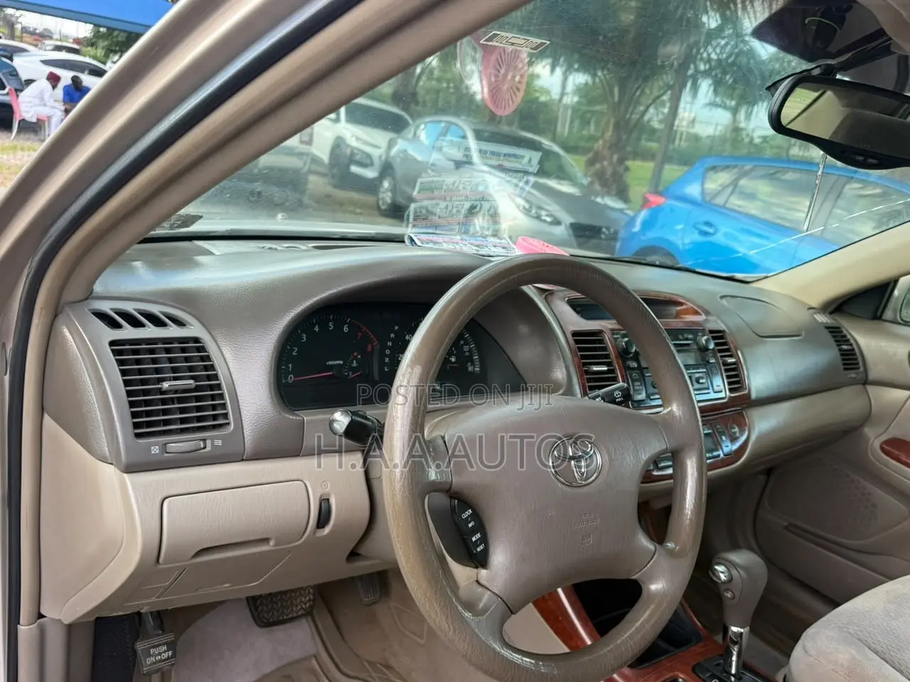 Toyota Camry 2004 Gold