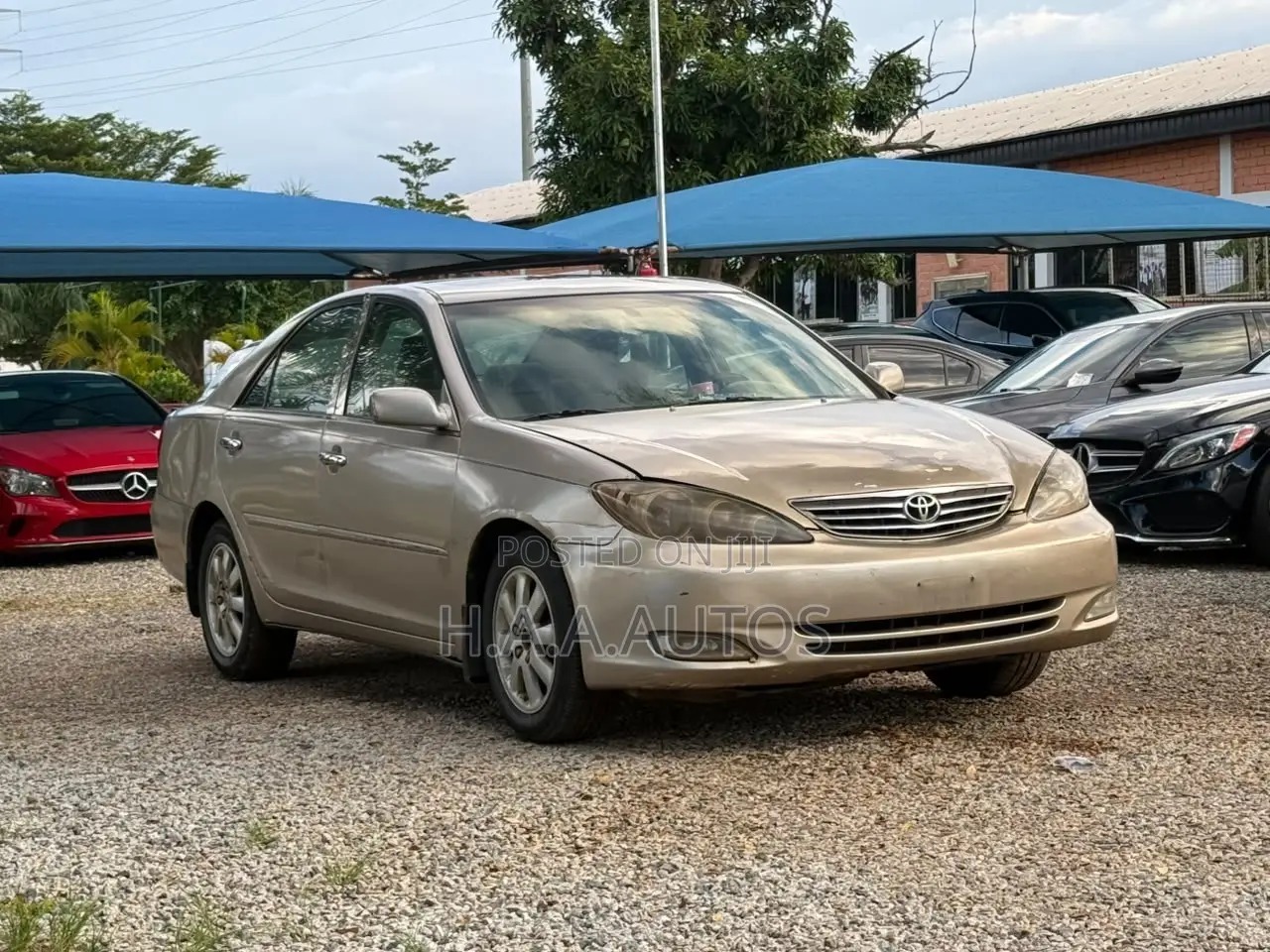 Toyota Camry 2004 Gold
