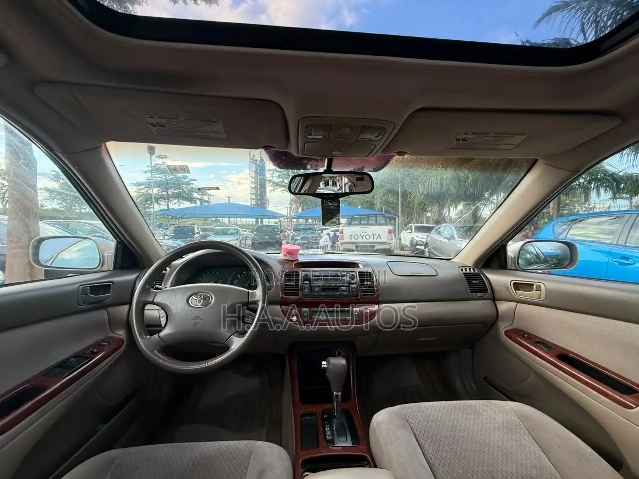 Toyota Camry 2004 Gold