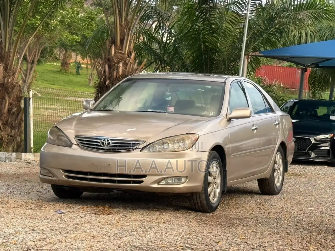 Toyota Camry 2004 Gold