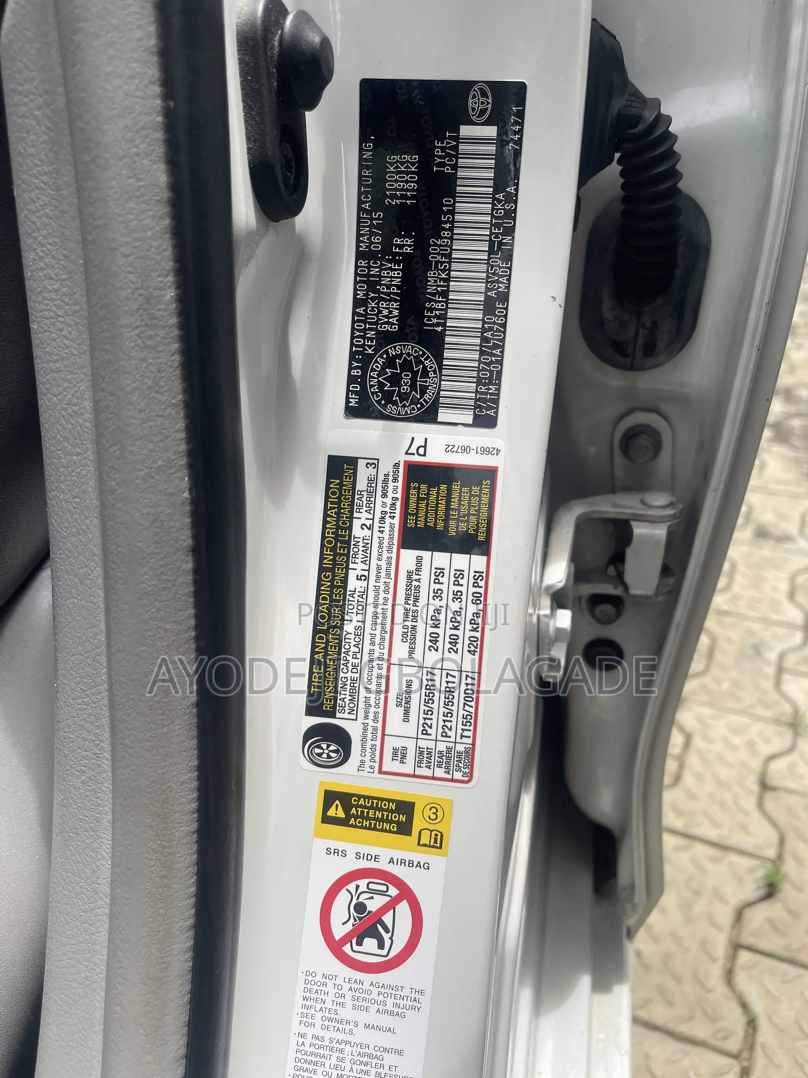 Toyota Camry XLE 4dr Sedan (2.5L 4cyl 6A) 2015 Off white
