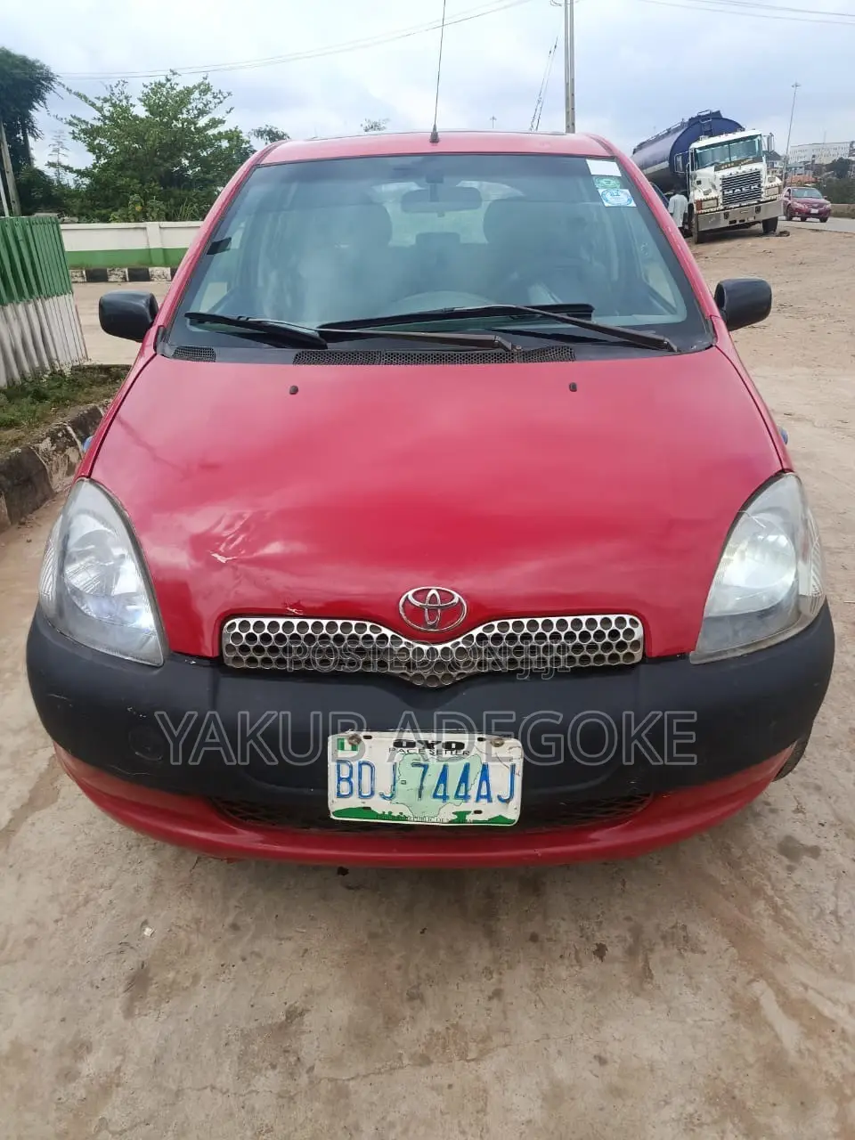 Toyota Yaris 2005 Red