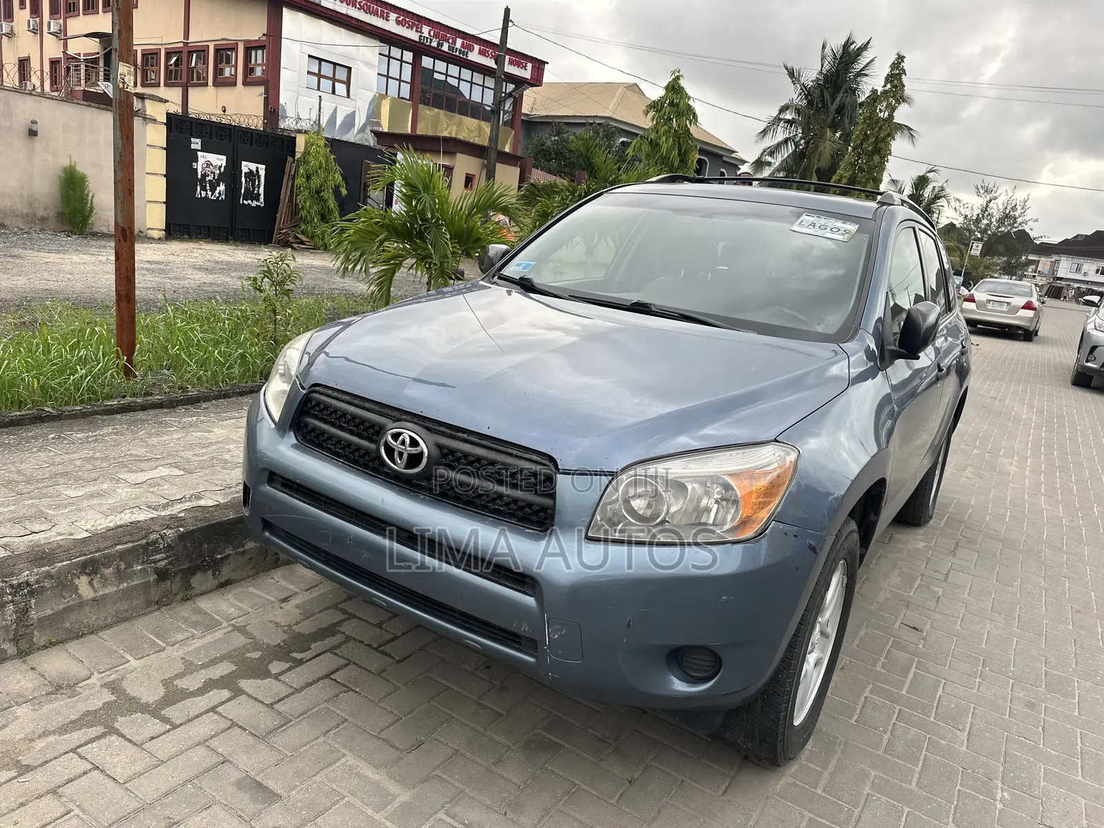 Toyota RAV4 2010 Blue