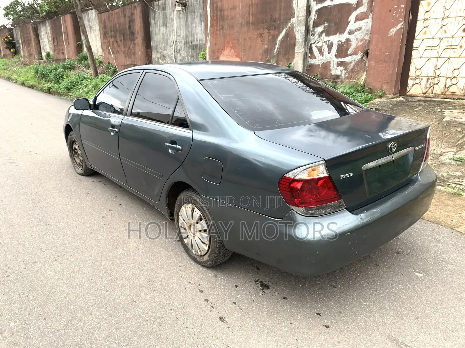 Toyota Camry LE 4dr Sedan (2.4L 4cyl 5A) 2005 Green