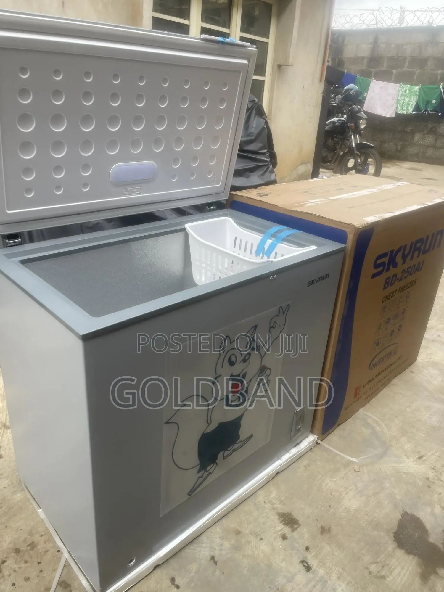 Skyrun 200L Inverter Chest Freezer – Big Space, Smart Cooling