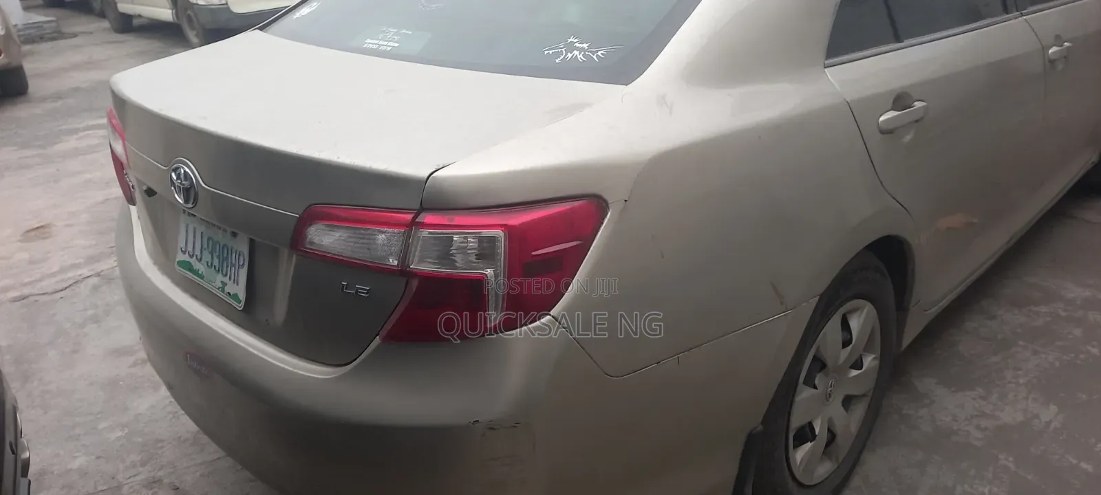 Toyota Camry 2014 Gold