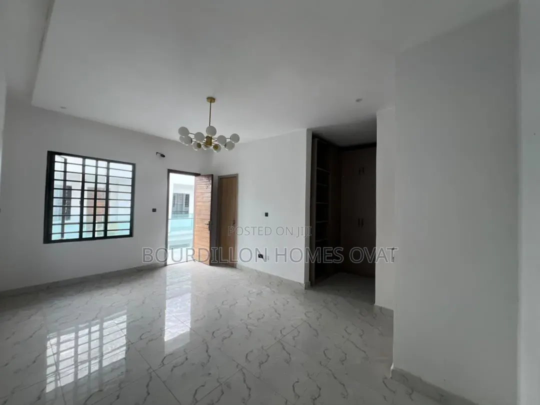 4bdrm Duplex in Orchid Lekki Lagos for rent