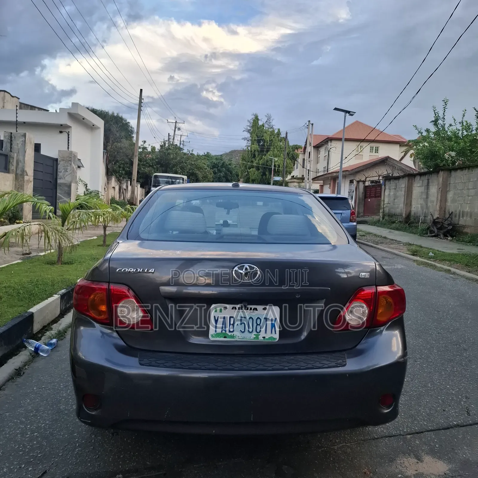 Toyota Corolla 2010 Gray