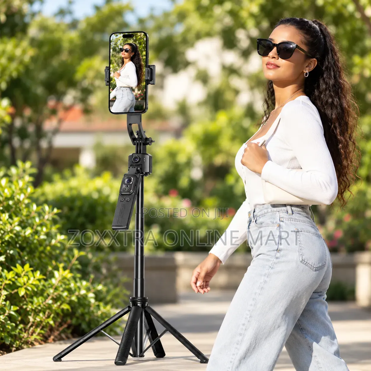 C12 Gimbal Stabilizer and AI Tracking Selfie Stick