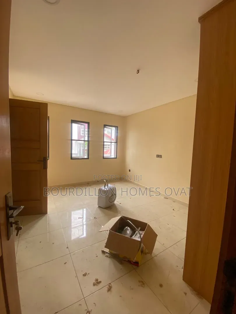 4bdrm Duplex in Abacha Estate for rent