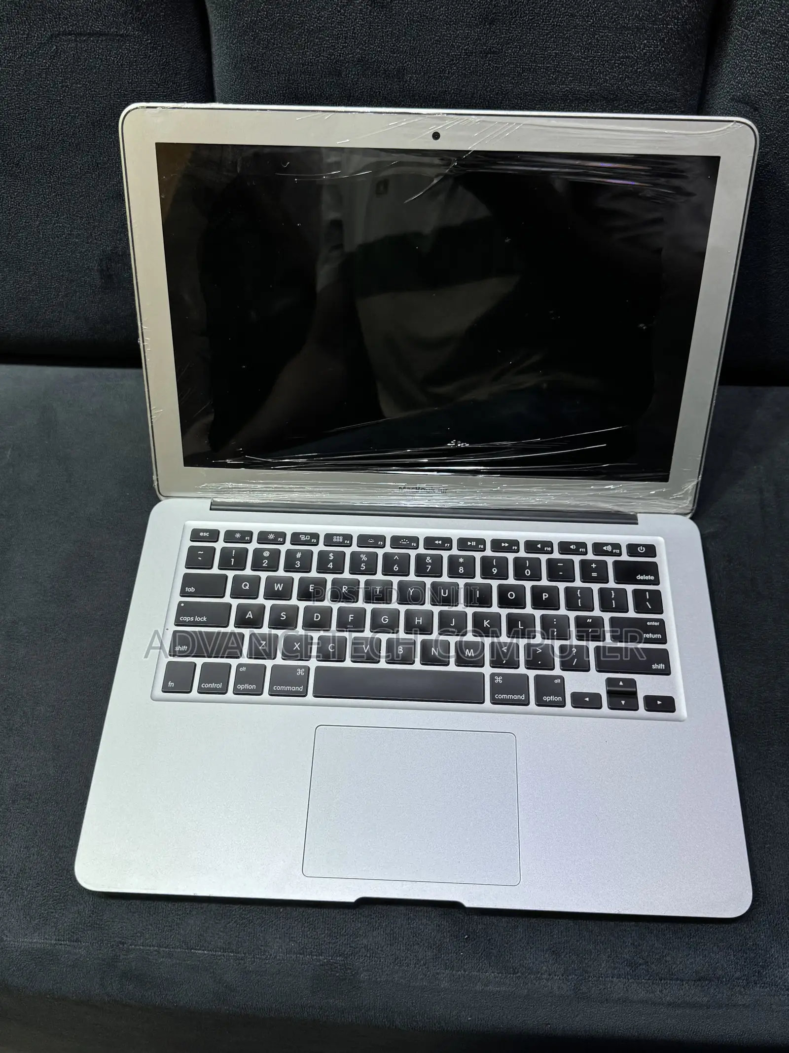 Laptop Apple MacBook Air 2015 4GB Intel Core i5 SSD 128GB