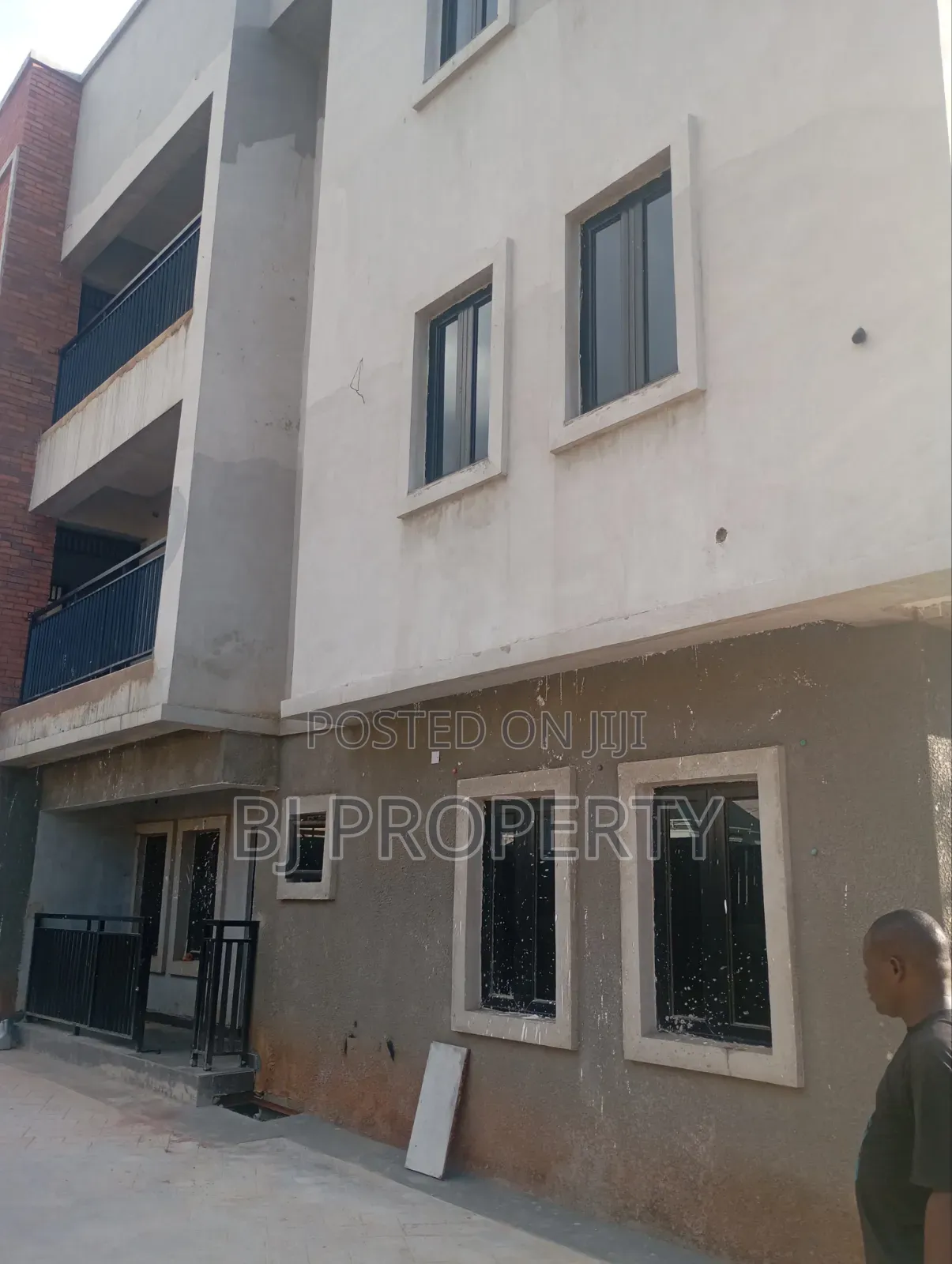 8bdrm Block of Flats in F O 1, Kubwa for sale