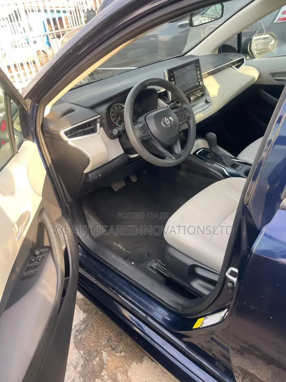 Toyota Corolla LE 2020 Blue