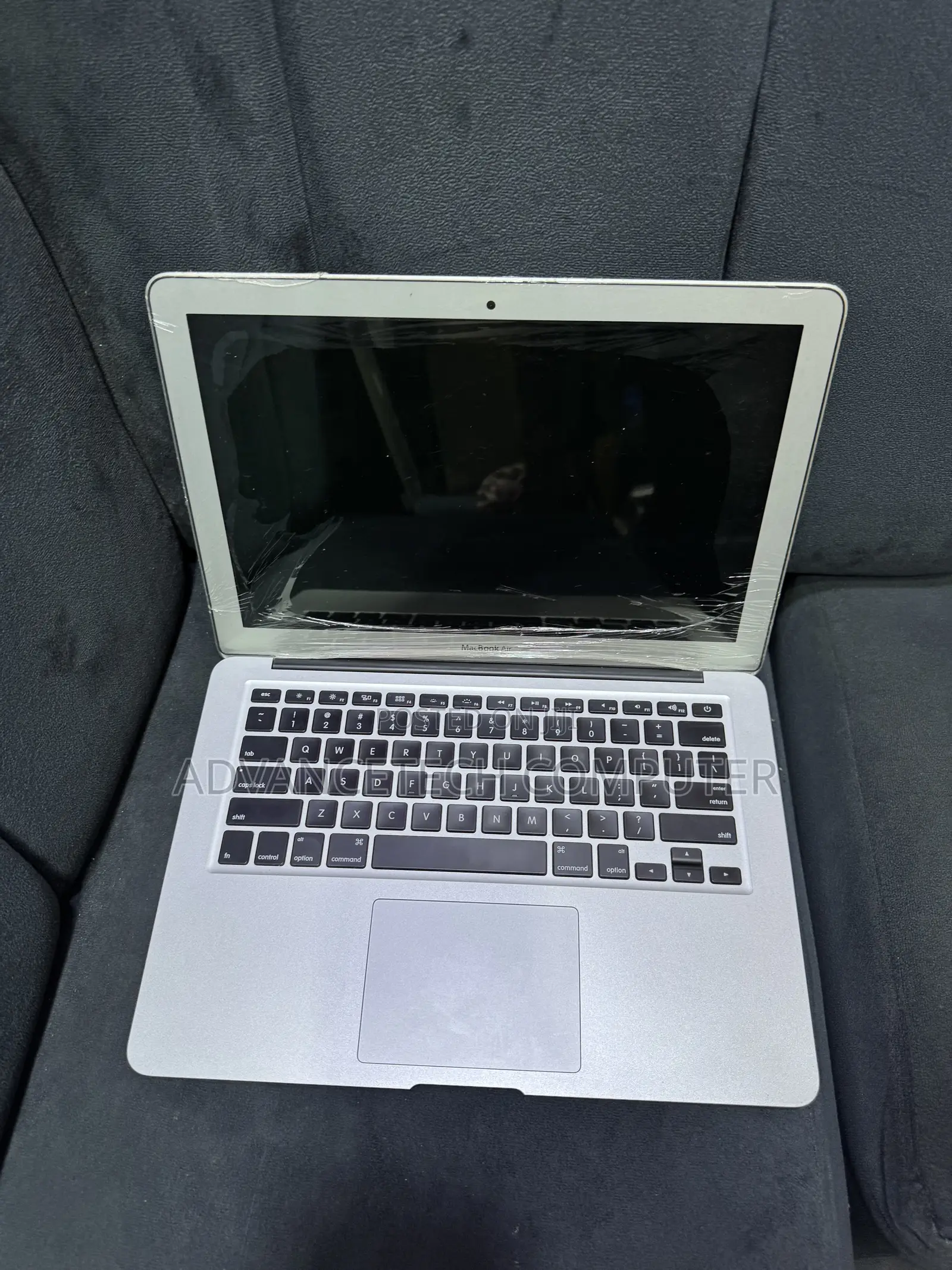 Laptop Apple MacBook Air 2017 8GB Intel Core i5 SSD 256GB