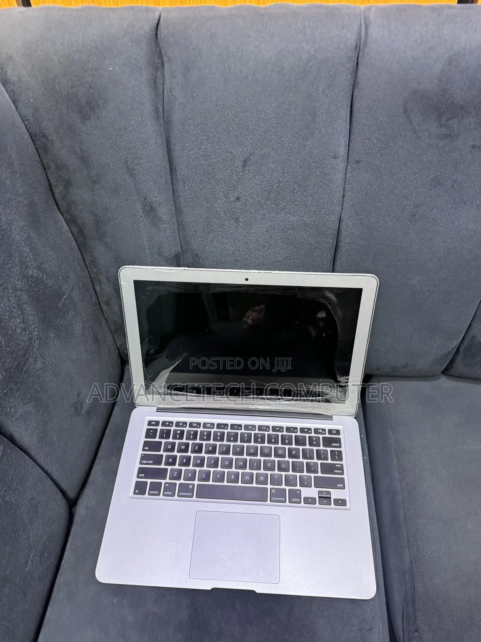 Laptop Apple MacBook Air 2017 8GB Intel Core i5 SSD 256GB
