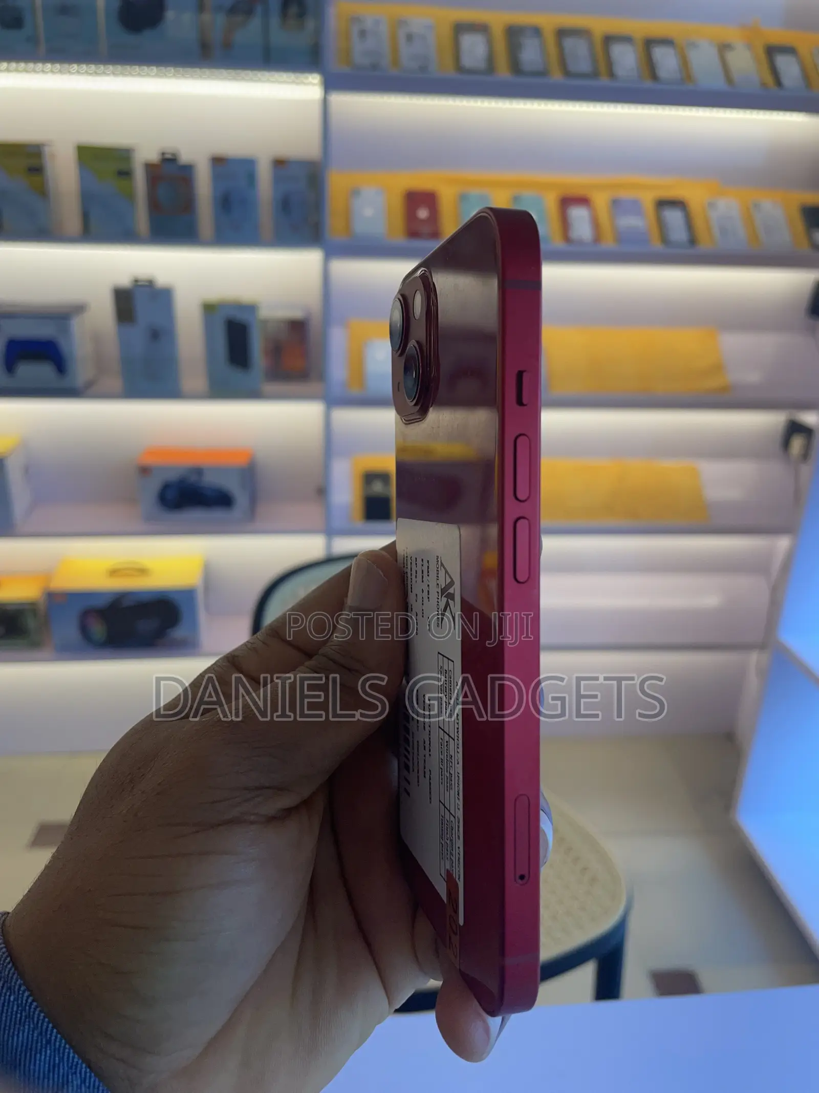 Apple iPhone 13 128 GB Red