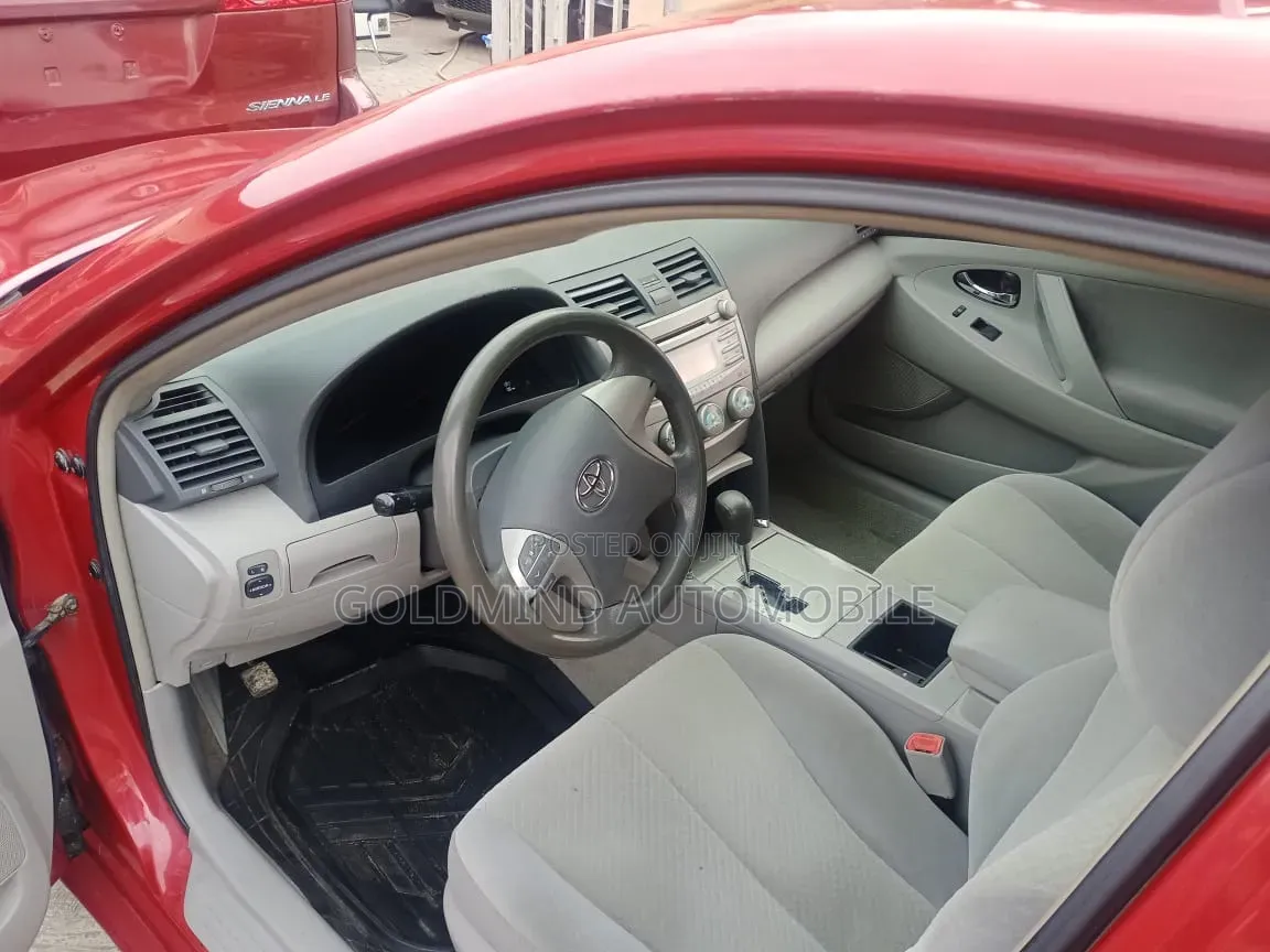 Toyota Camry LE 4dr Sedan (2.4L 4cyl 5A) 2007 Red